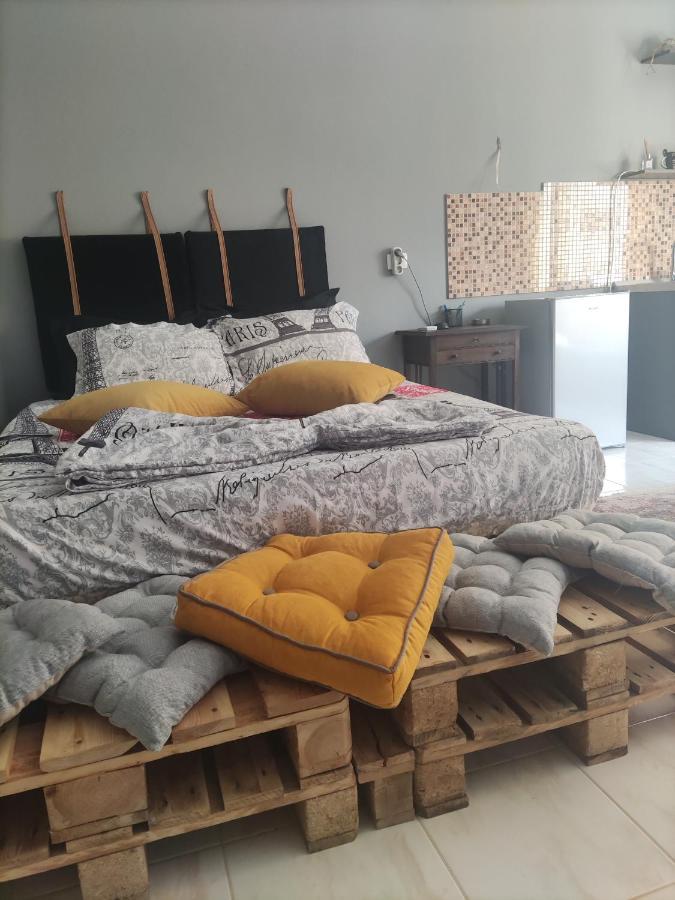 Koa Studio 1 Корча Экстерьер фото