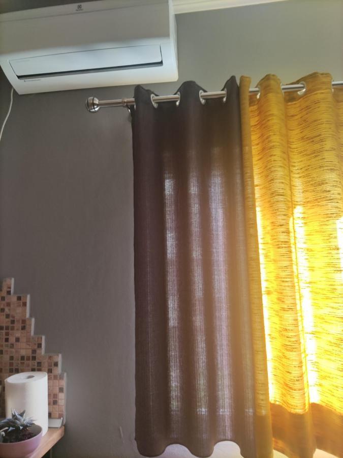 Koa Studio 1 Корча Экстерьер фото