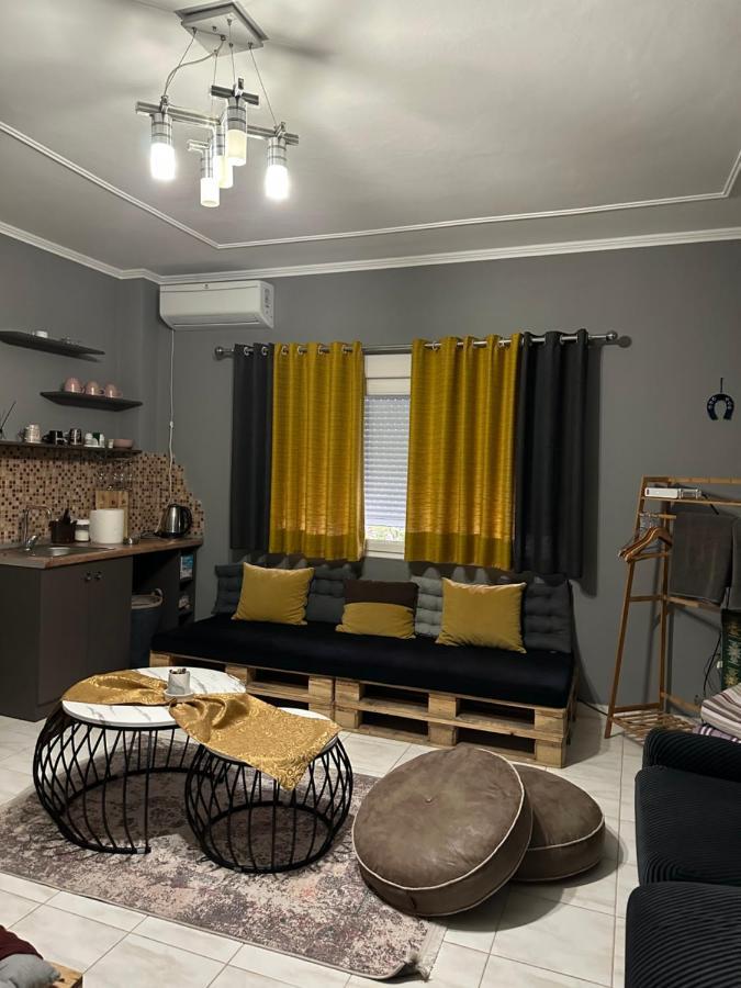 Koa Studio 1 Корча Экстерьер фото