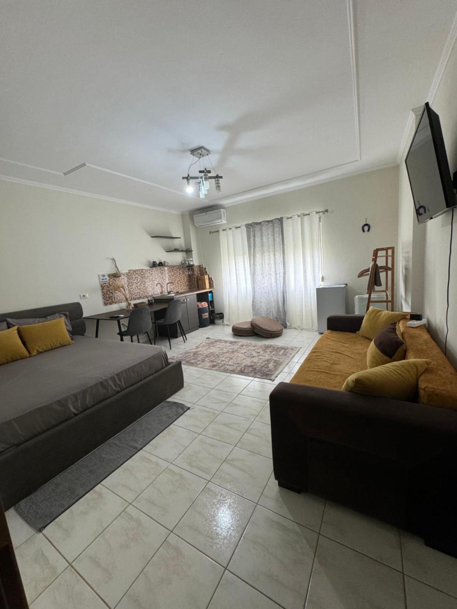 Koa Studio 1 Корча Экстерьер фото